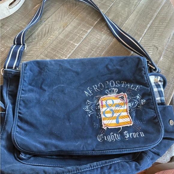 Aeropostale VINTAGE Dark Blue Messenger Bag with Embroidered Patch - Picture 1 of 10